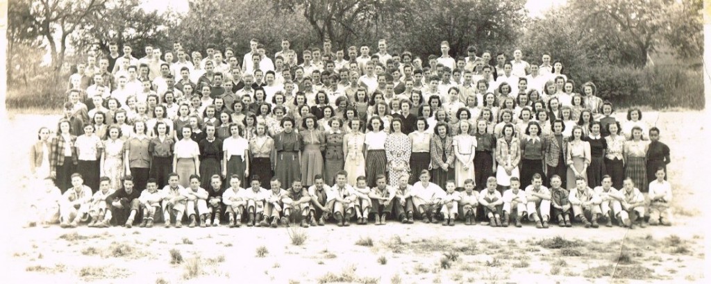 Students at Leslie Junior High School, 1939. WHC 2015.023.0001